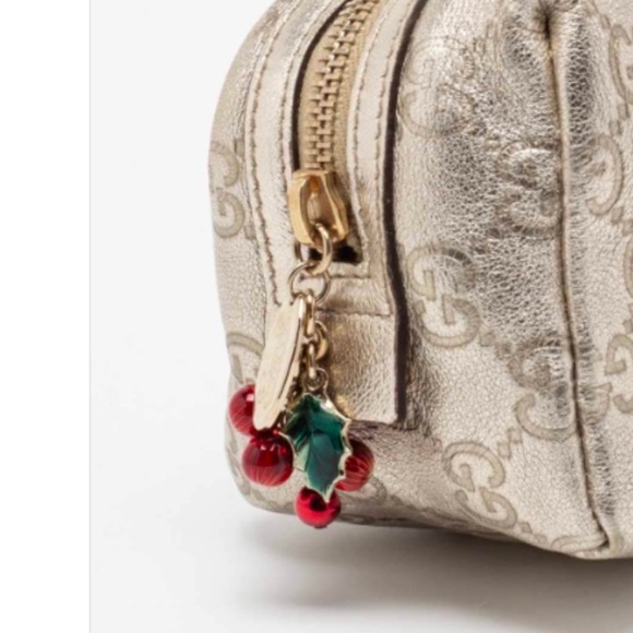GUCCI toiletry bag, luxurious metallic leather 
Perfect gift for you or gifting - Picture 14 of 14